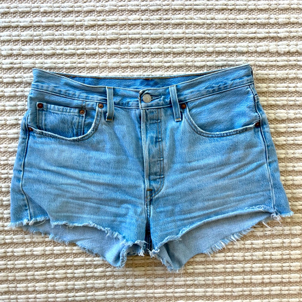 Levi’s Cutoff Shorts